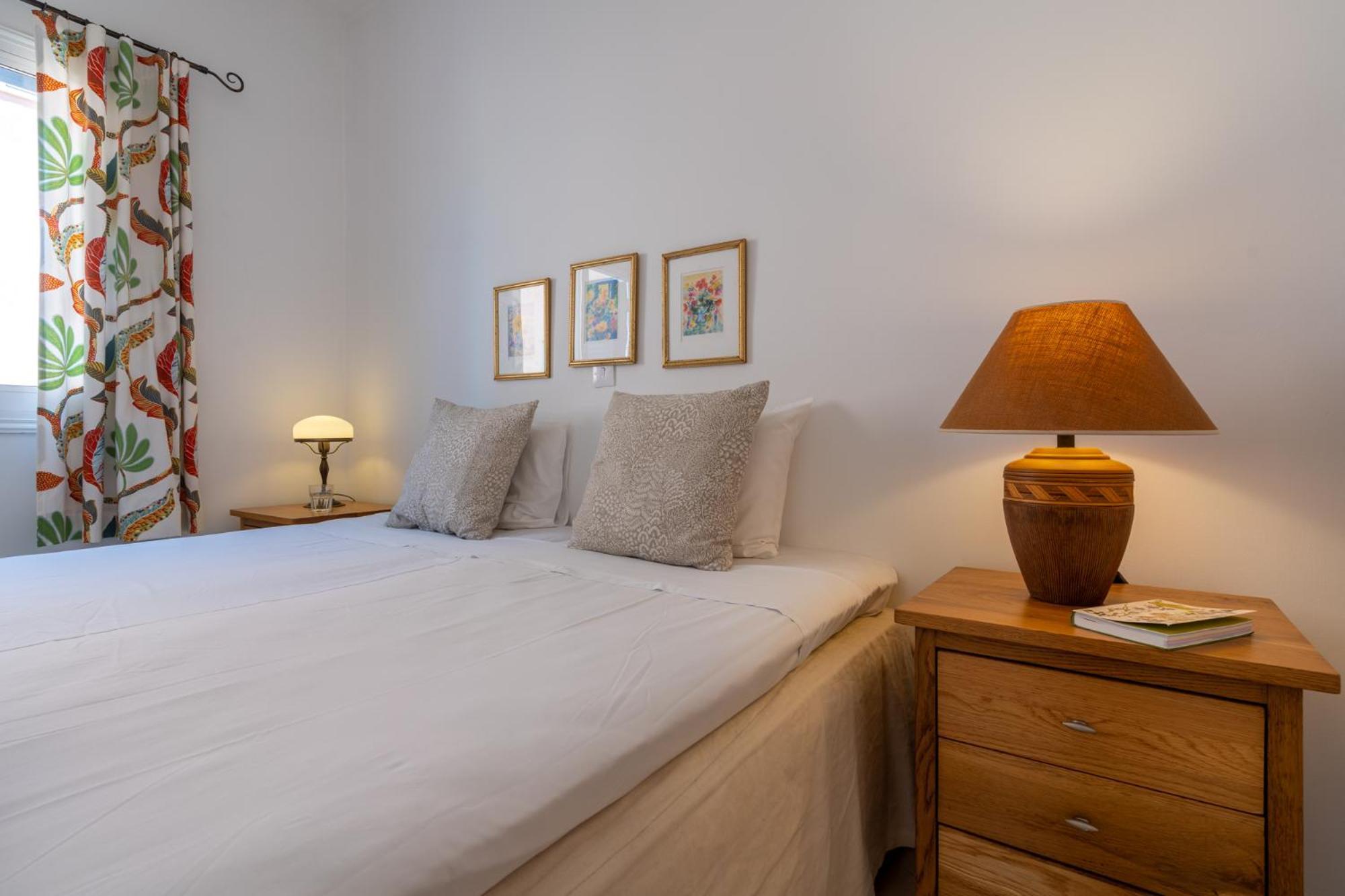 Tropical Paradise In Harbour Paphos, Central & Close To Beach Ngoại thất bức ảnh