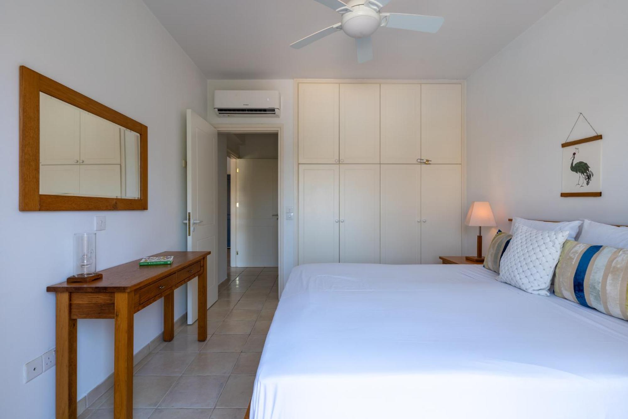 Tropical Paradise In Harbour Paphos, Central & Close To Beach Ngoại thất bức ảnh