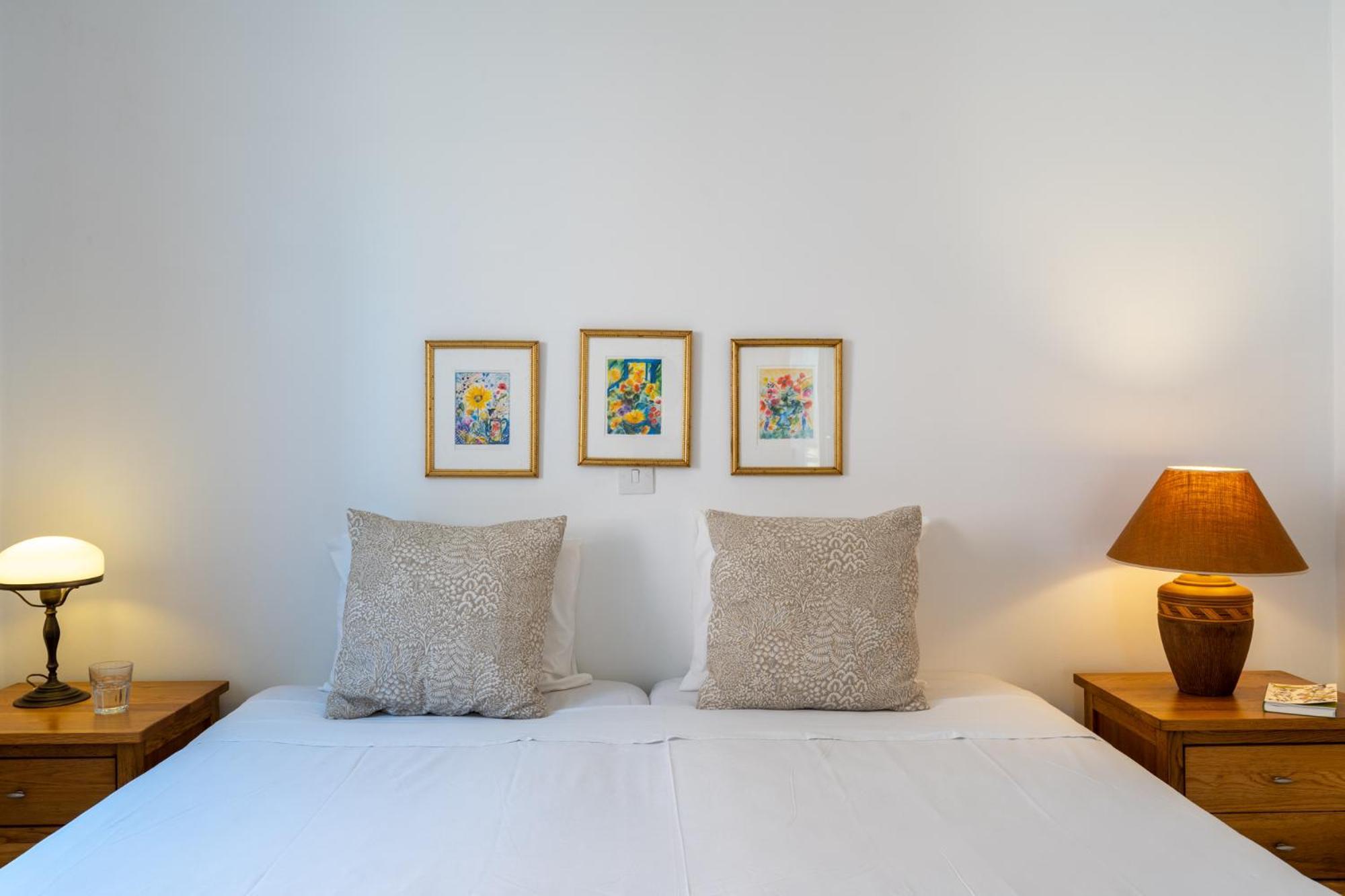 Tropical Paradise In Harbour Paphos, Central & Close To Beach Ngoại thất bức ảnh